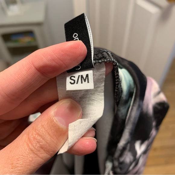 Onzie Leggings - Picture 3 of 6